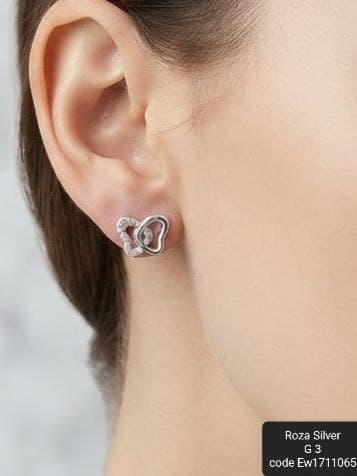 حلق بناتي فضة عيار 925 بتصميم رقيق ومميز