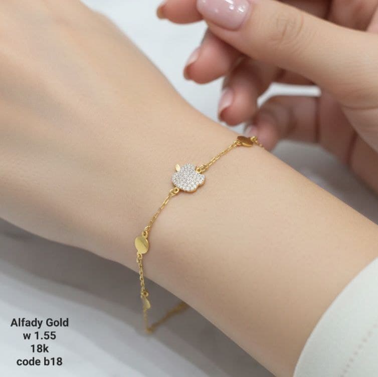 انسيال ذهب عيار 18 بتصميم تفاحة مرصعة بالزركون